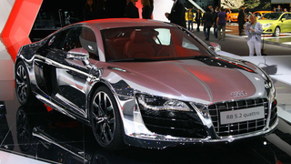 Chrome Audi R8 Blinds Frankfurt Show Goers